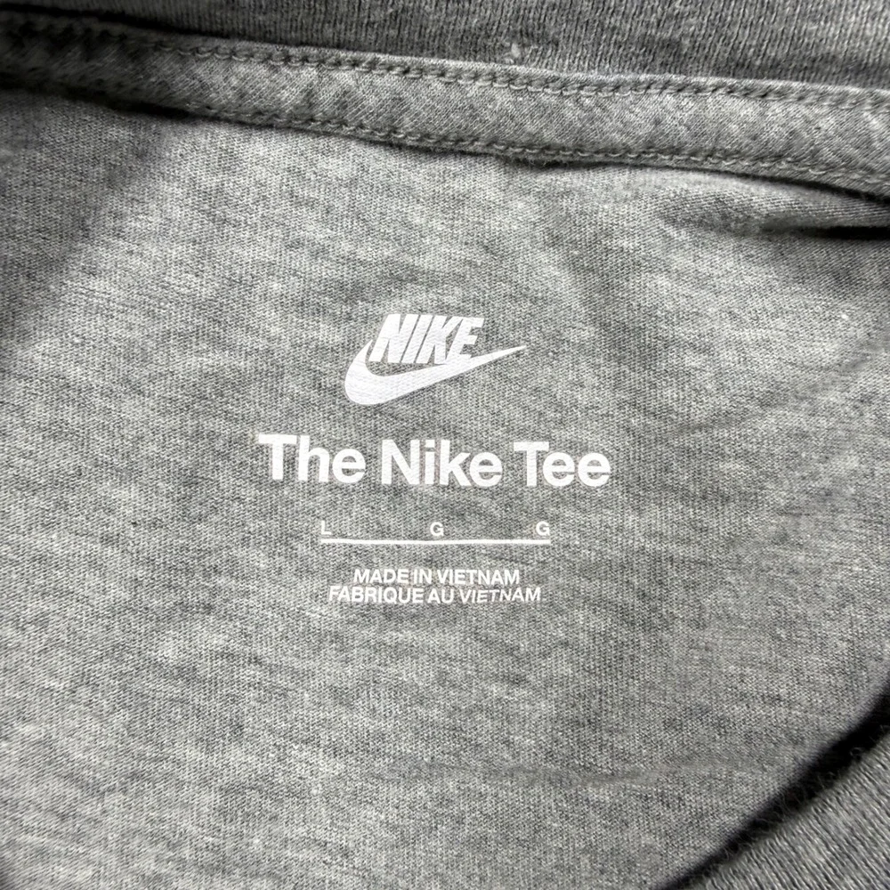 Nike Just Do It Graphic T-Shirt Gray Short Sleeve Crewneck Mens Large